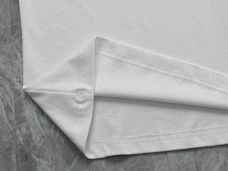 Picture of Prada T Shirts Short _SKUPradaXS-Laztx77942978